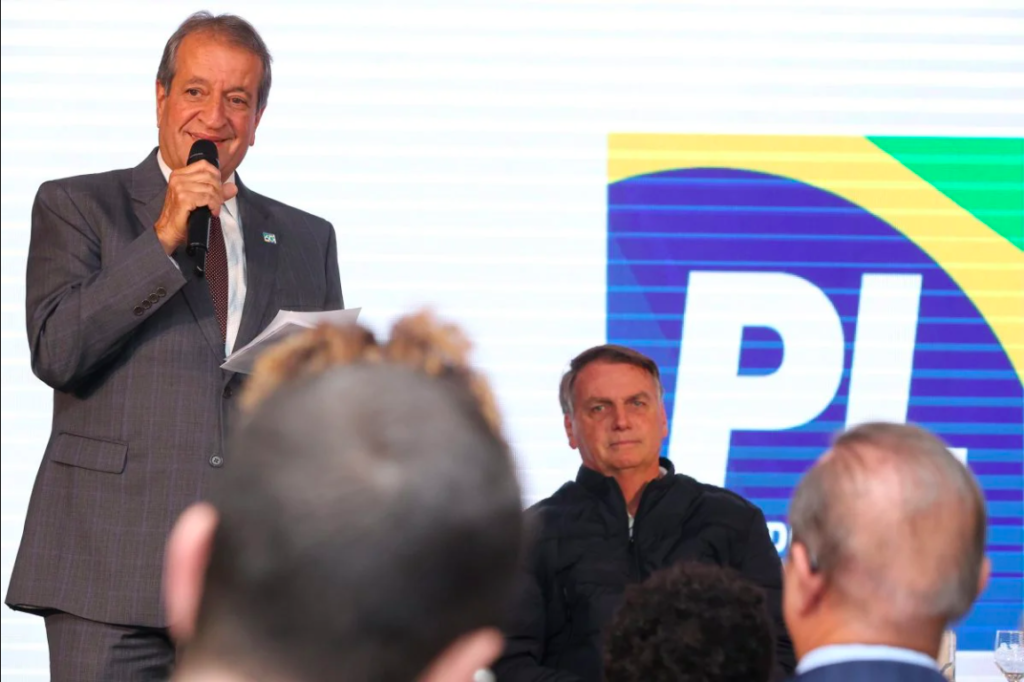 PGR avalia pedido de extinção do PL por ligação com atos golpistas