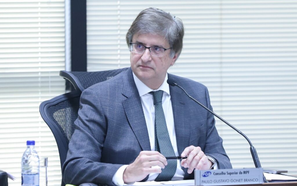 PGR começa a avaliar inquérito que envolve Bolsonaro e mais 36 indiciados