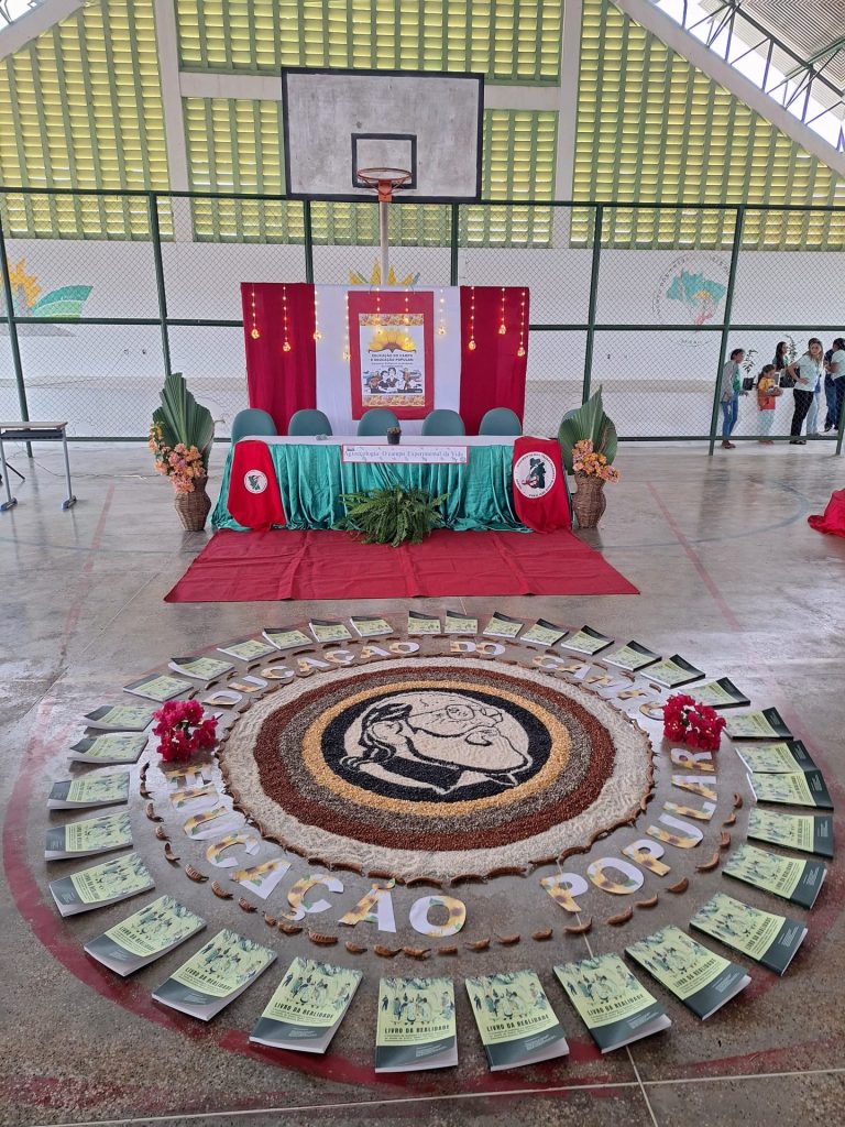 Seminário debate Educação do Campo e propõe Mestrado no Ceará pelo PRONERA Seminário debate Educação do Campo e propõe Mestrado no Ceará pelo PRONERA