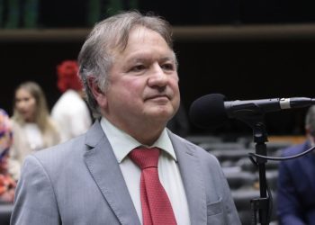 Câmara conclui votação de projeto que prevê novo limite de gastos públicos em caso de déficit