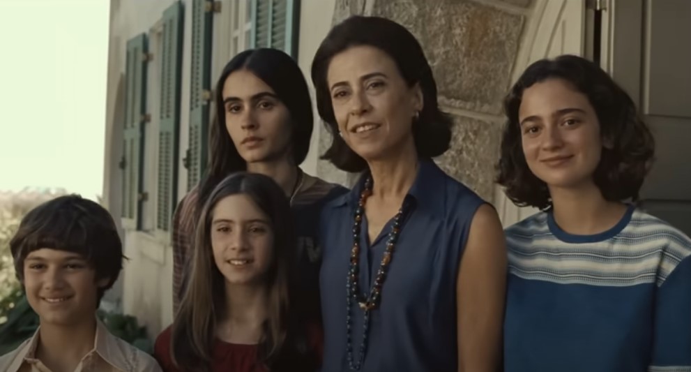 Ainda Estou Aqui e Fernanda Torres são indicados ao Globo de Ouro 2025