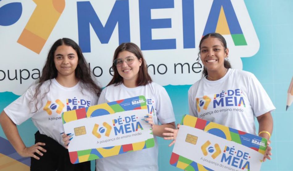 Pé-de-Meia fecha 2024 com quase 4 milhões de estudantes beneficiados