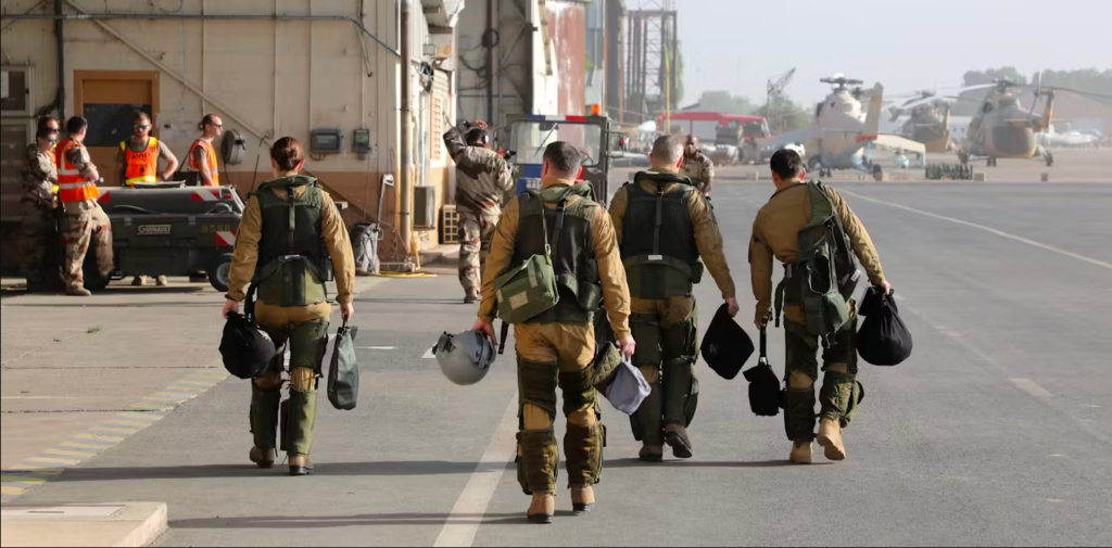 Ruptura com Chade afasta de vez bases militares francesas do norte africano