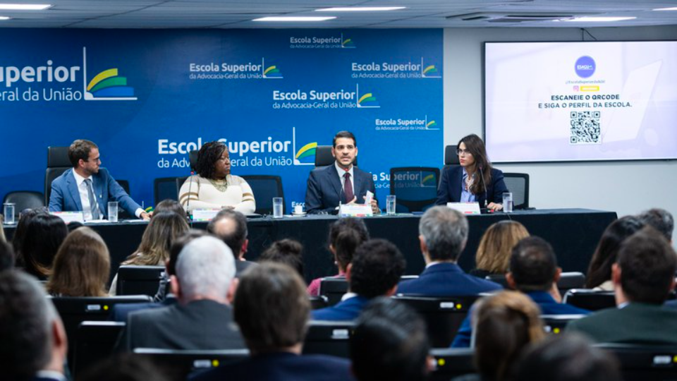 Resultado de audiência da AGU sobre regulação de redes vai ao STF e ao Congresso