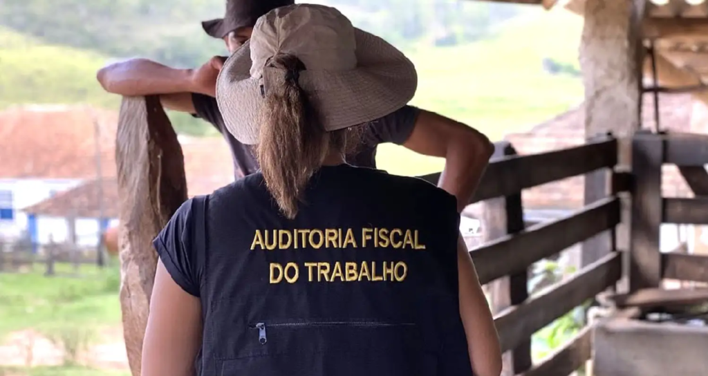 Governo Lula já resgatou 5.234 trabalhadores em situação análoga à escravidão Governo Lula já resgatou 5.234 trabalhadores em situação análoga à escravidão