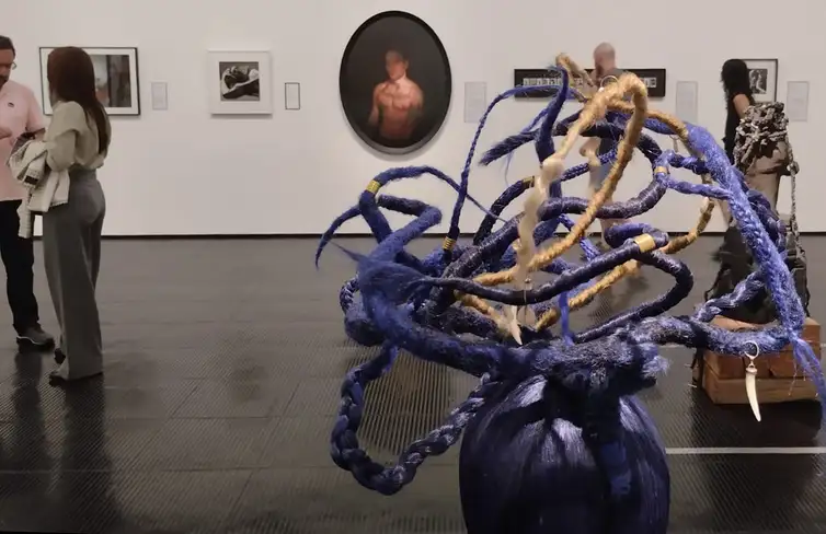 Exposição no MASP compartilha histórias da comunidade LGBTQIA+