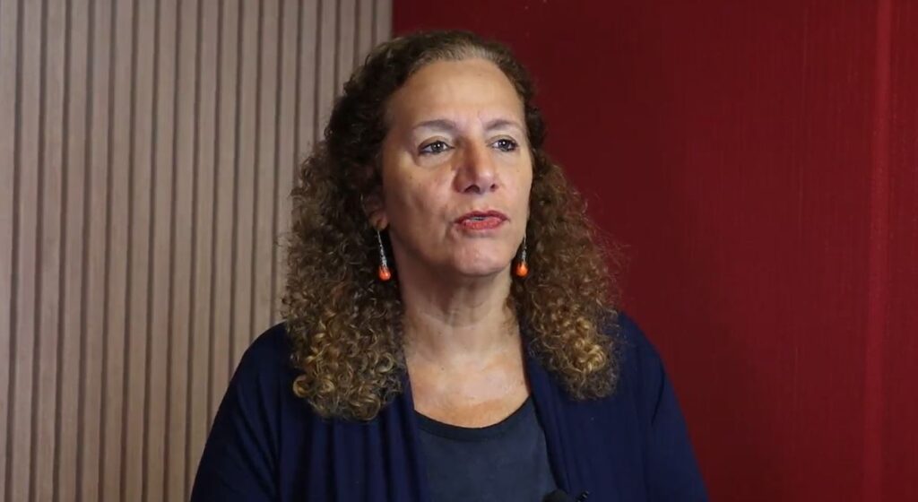 Jandira Feghali luta para instituir o programa Mais Cultura nas Escolas