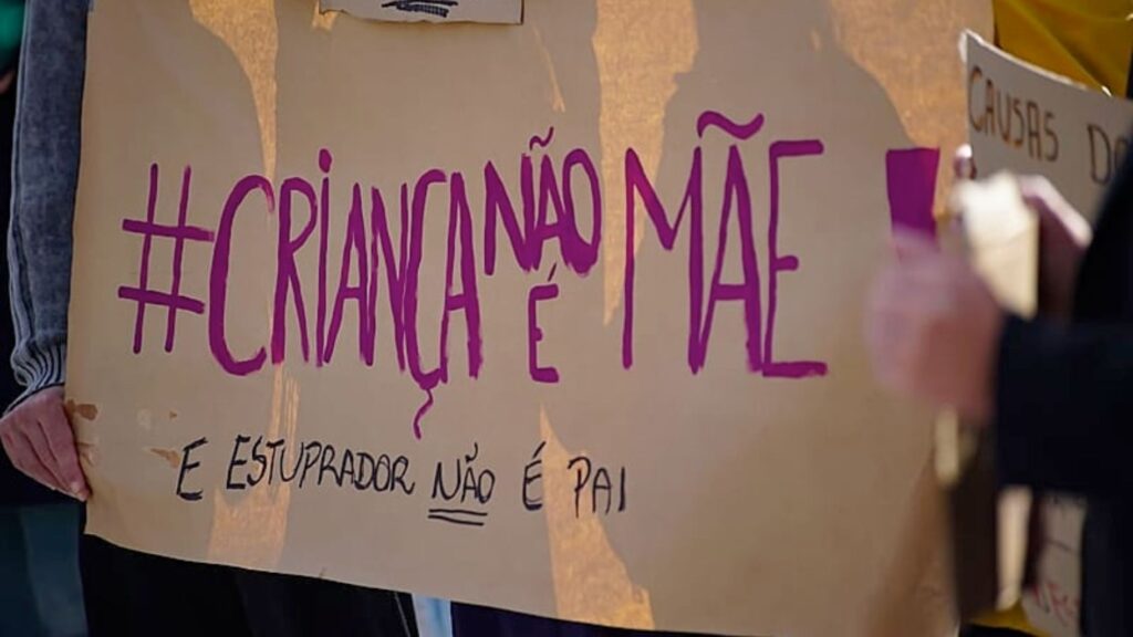 Resolução defende direito ao aborto rápido e seguro para menores vítimas de estupro Resolução defende direito ao aborto rápido e seguro para menores vítimas de estupro