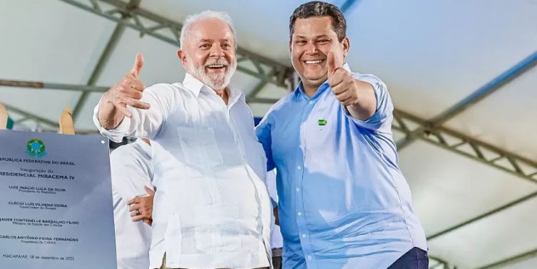 Lula parabeniza Alcolumbre pela recondução à presidência do Senado