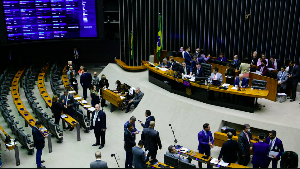 Governo e Congresso entregam plano para melhorar transparência das emendas