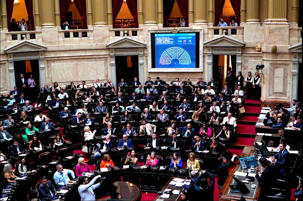 Milei altera regras eleitorais argentinas para favorecer sua base no Legislativo
