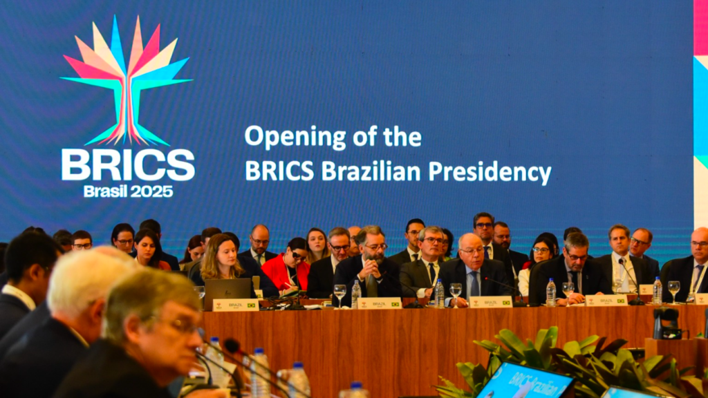 Brasil inicia presidência do BRICS com foco em nova ordem global e reforma multilateral