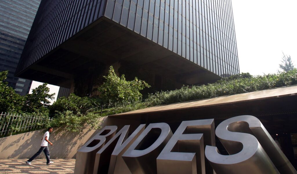 BNDES tem recorde de R$ 276,5 bi na oferta de crédito e lucro cresce 20,5%