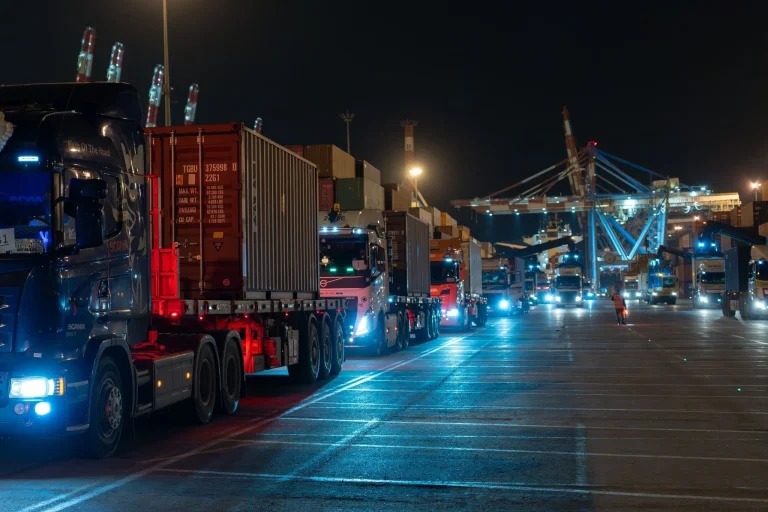 Pacto de guerra: Trump reforça arsenal de Israel e Netanyahu ameaça o Irã