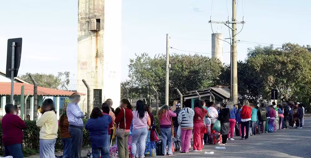 STF retoma julgamento sobre legalidade da revista íntima em presídios