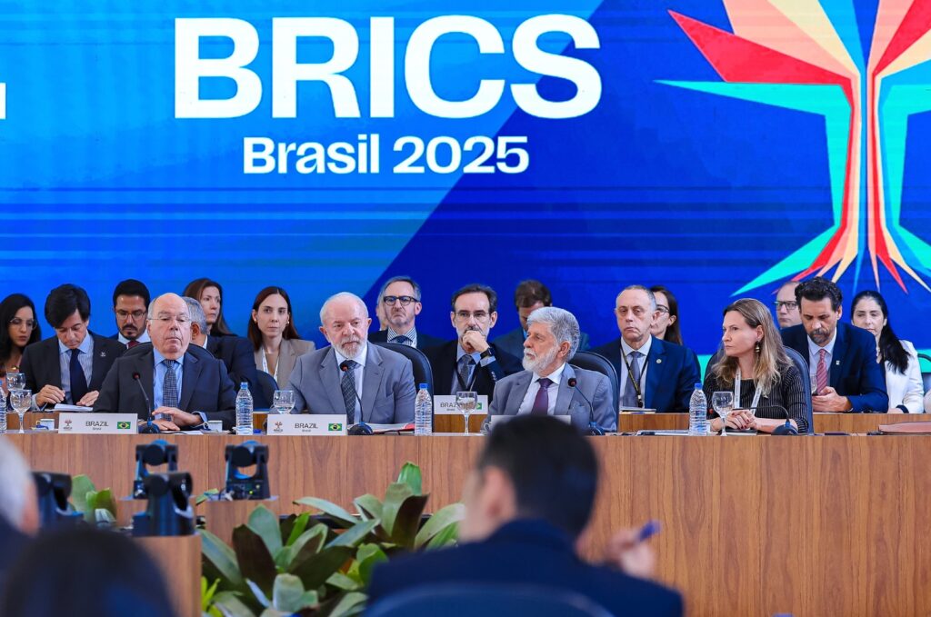 Em indireta a Trump, Lula defende papel do BRICS: ‘garante o multilateralismo global’