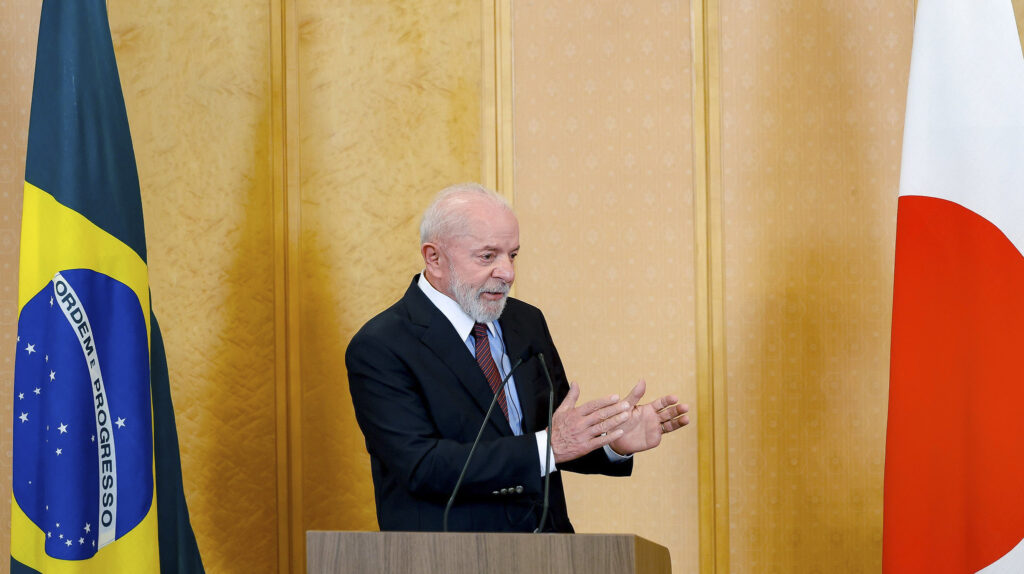 Brasil pode adotar reciprocidade de tarifas com os EUA, diz Lula