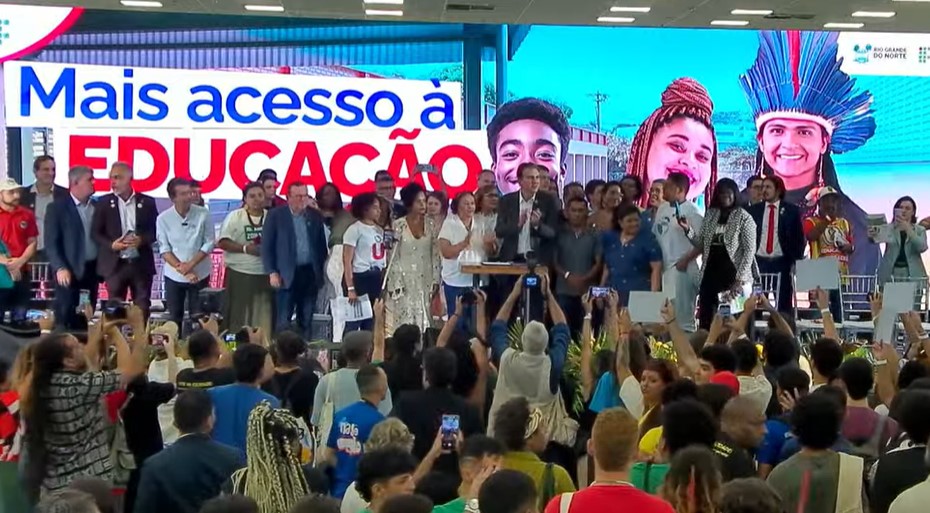 Governo Lula lança programas para aprendizagem de jovens em vulnerabilidade