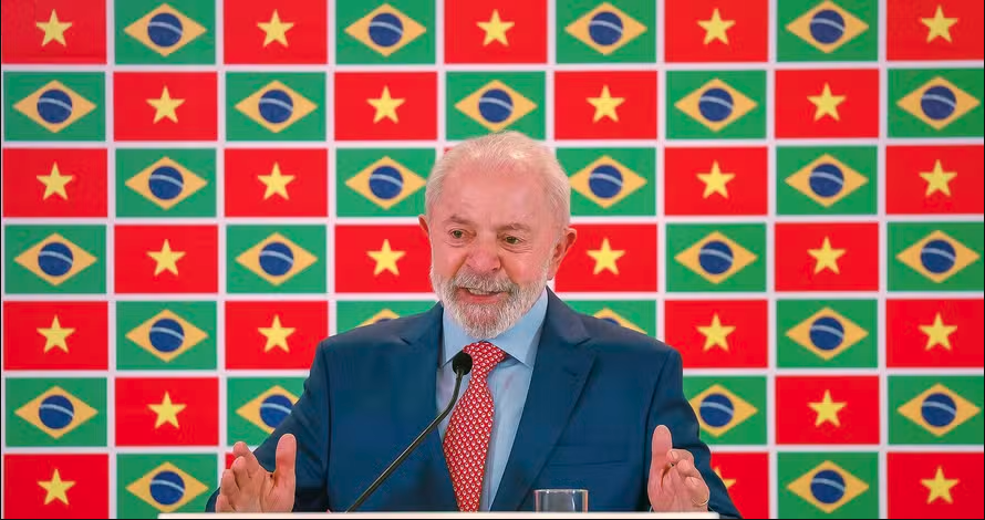 Lula critica pedidos de anistia e destaca avanços comerciais no Vietnã