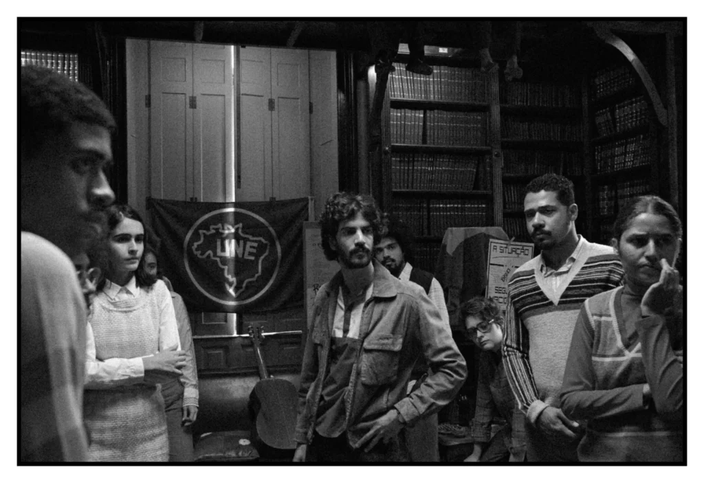 Filme revive confronto histórico entre estudantes e ditadura militar