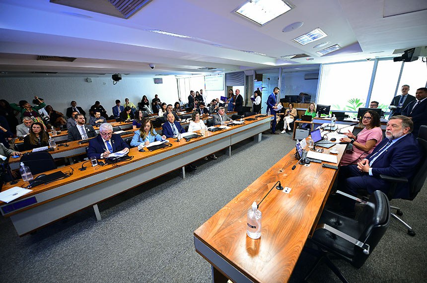 Luciana Santos: Brasil quer supercomputador entre os 5 melhores do mundo