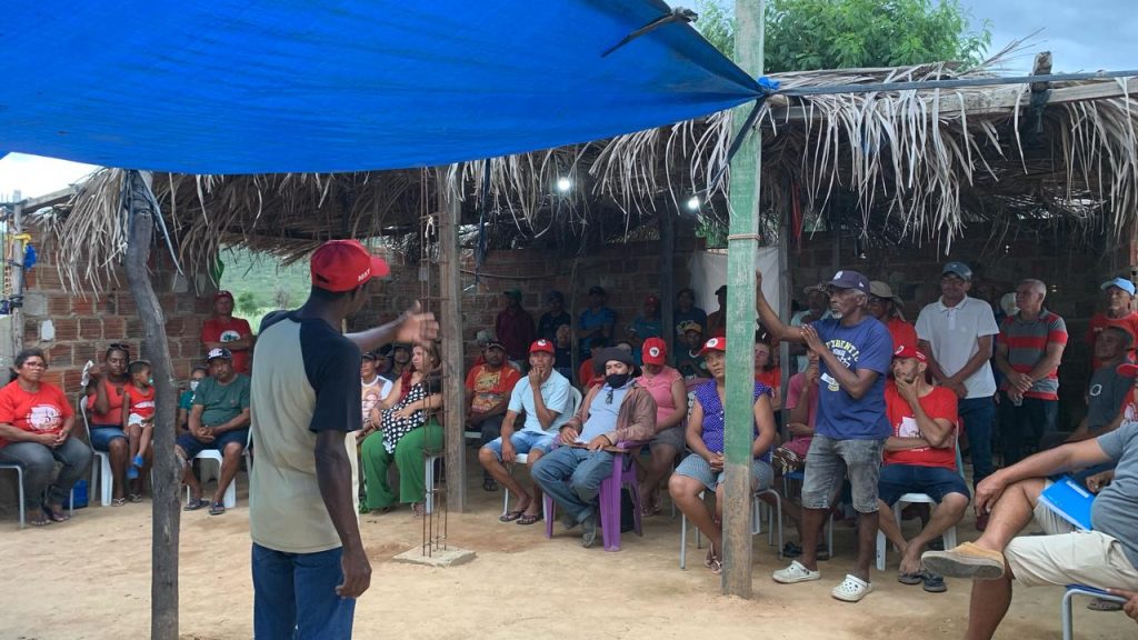 Mil famílias conquistam assentamento em áreas do perímetro irrigado, na Bahia