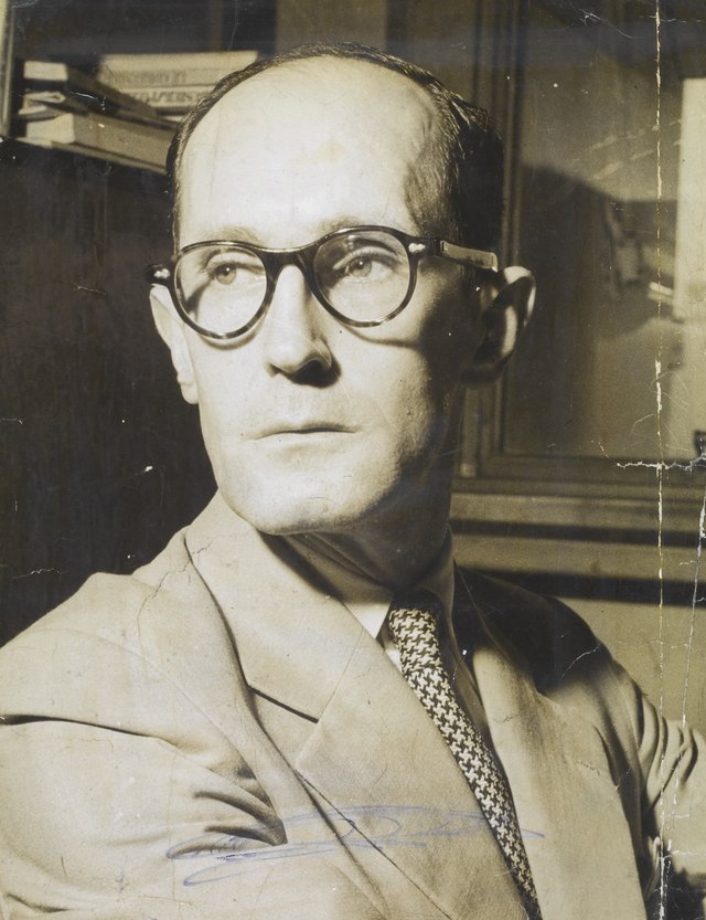 A primeira crítica do jovem Carlos Drummond de Andrade A primeira crítica do jovem Carlos Drummond de Andrade