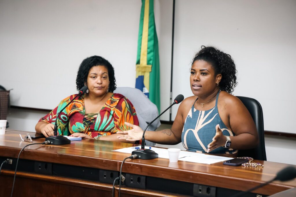 Reunião entre blocos de carnaval e secretária tenta passar a limpo erros de 2025 e projetar 2026