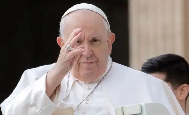 Após nova crise respiratória, Papa tem ‘noite tranquila’, avaliam médicos Após nova crise respiratória, Papa tem ‘noite tranquila’, avaliam médicos