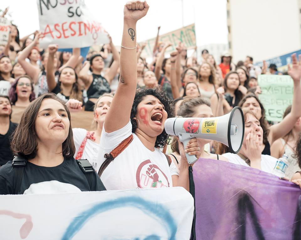 Mulheres tomam as ruas no 8M por direitos, democracia e justiça