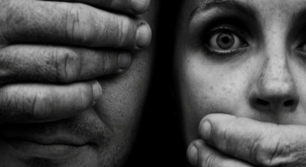 A cada 17 horas, uma mulher é morta no Brasil por violência de gênero