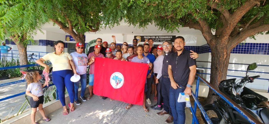 Polícia retira 8 integrantes do MST de acampamento em Petrolina, Pernambuco