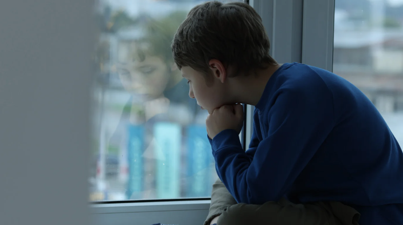 Desinformação sobre autismo cresce 150 vezes nas redes, aponta estudo