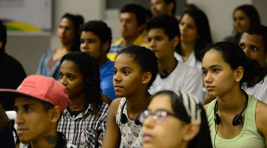Adolescência: O que fazer no ambiente escolar?