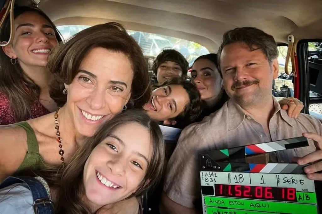 Emoção e aplausos marcam estreia de “Ainda Estou Aqui” em Pequim