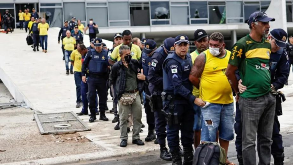 Maioria dos brasileiros é contra anistia a presos do 8/1, diz Quaest Maioria dos brasileiros é contra anistia a presos do 8/1, diz Quaest