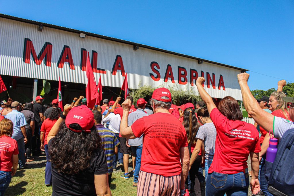 Lula e ministros confirmam visita ao Paraná para anúncio do assentamento de mais de 400 famílias 