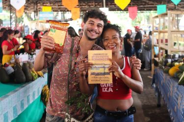 V Feira Nacional da Reforma Agrária V Feira Nacional da Reforma Agrária