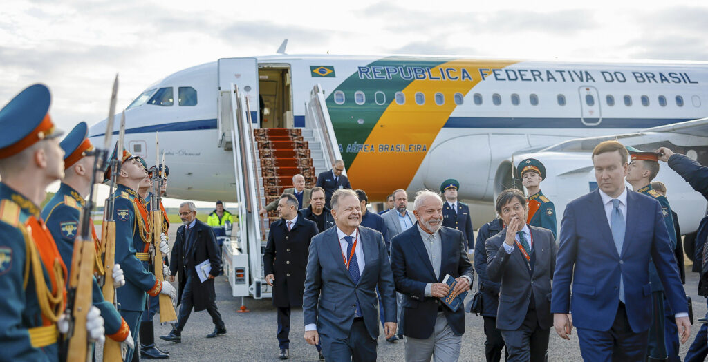 Lula fortalece diplomacia e busca equilíbrio comercial com Rússia e China