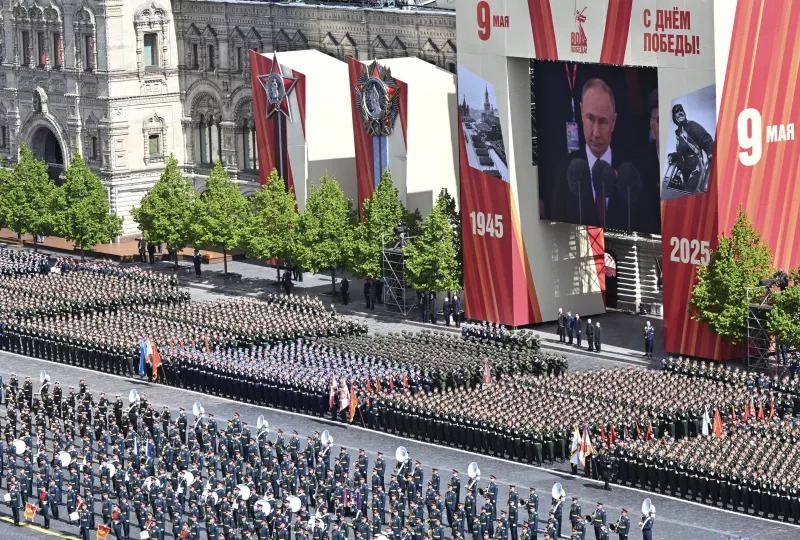 Dia da Vitória em Moscou exibe novo eixo geopolítico com China e Brasil