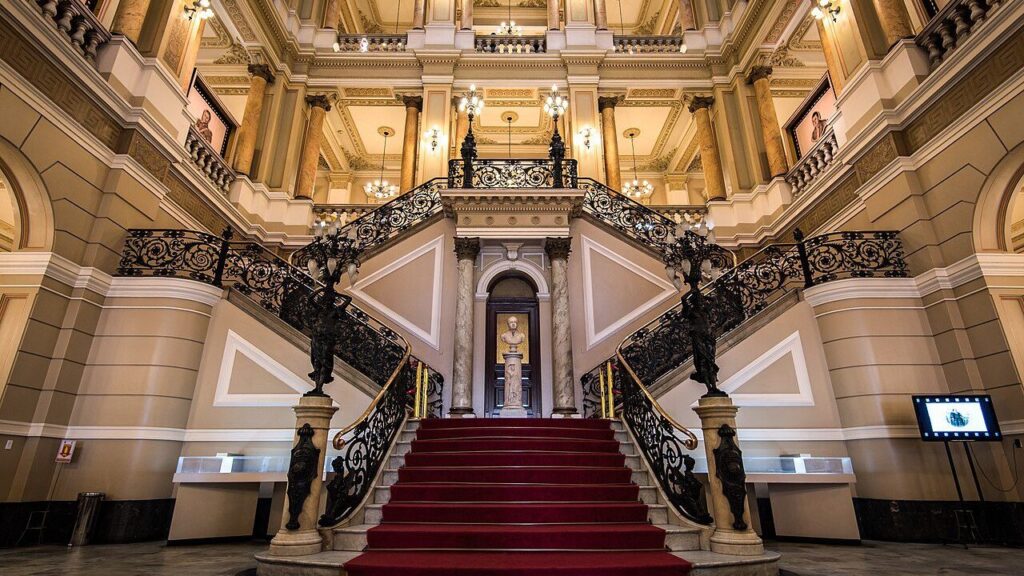 Onde ir no feriado: aproveite o Dia da Literatura Brasileira em destinos que inspiraram livros clássicos