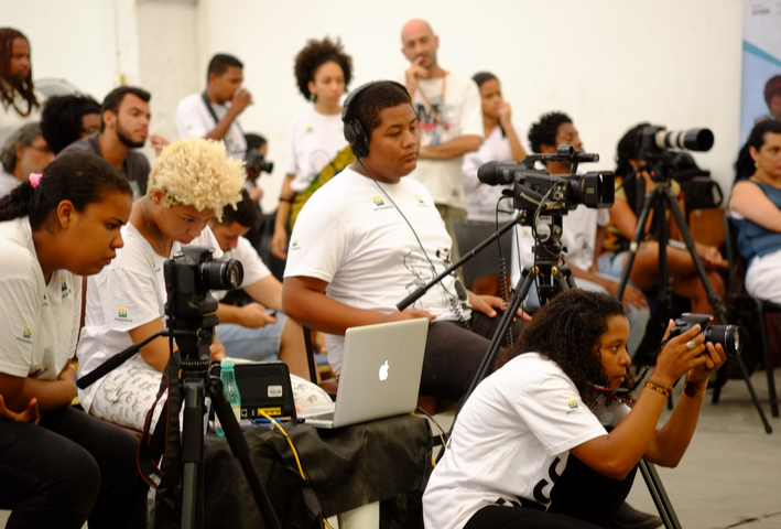 Wikifavelas: como a comunicação resiste à captura digital Wikifavelas: como a comunicação resiste à captura digital