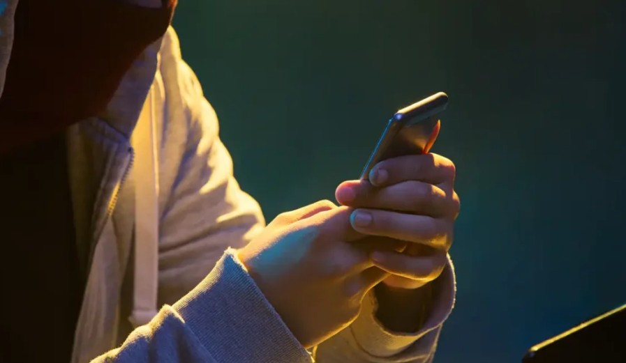 Deputado propõe bloqueio imediato de linhas telefônicas usadas para crimes Deputado propõe bloqueio imediato de linhas telefônicas usadas para crimes