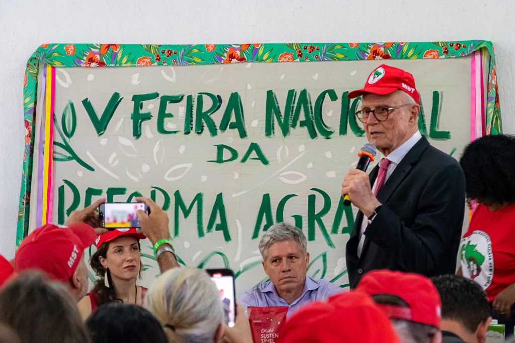 Café com parlamentares reúne mais de 60 deputados/as federais, estaduais e vereadores/as de diversos estados