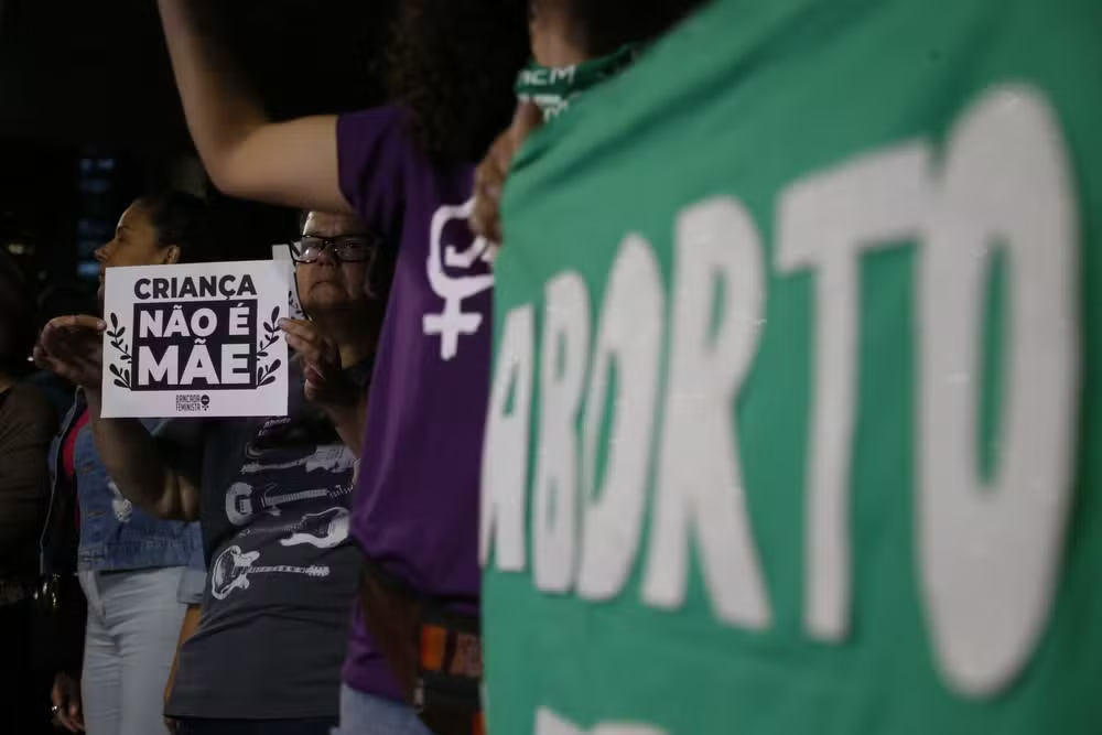Gravidez infantil expõe falhas do Estado e abandono de meninas