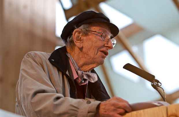 Eric Hobsbawm: historiador marxista que marcou o século XX e combateu o fascismo