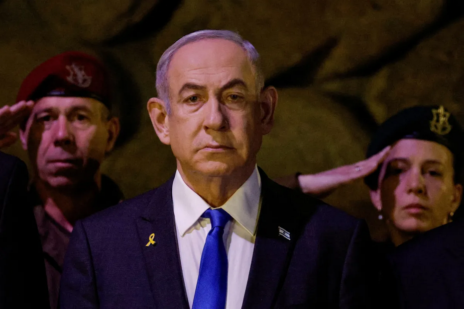 Assim Israel cava sua própria ruína