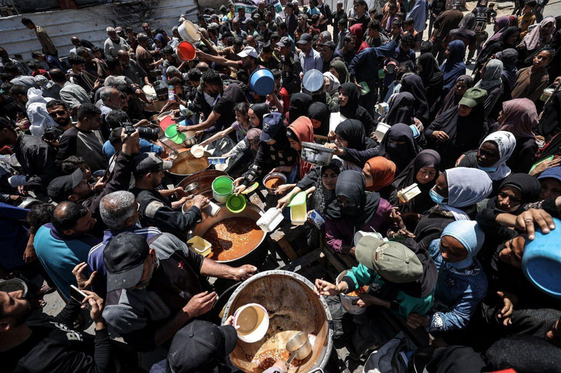 ‘Fome em Gaza é incompreensível’, diz patriarca de Jerusalém; soldados atiram contra famintos