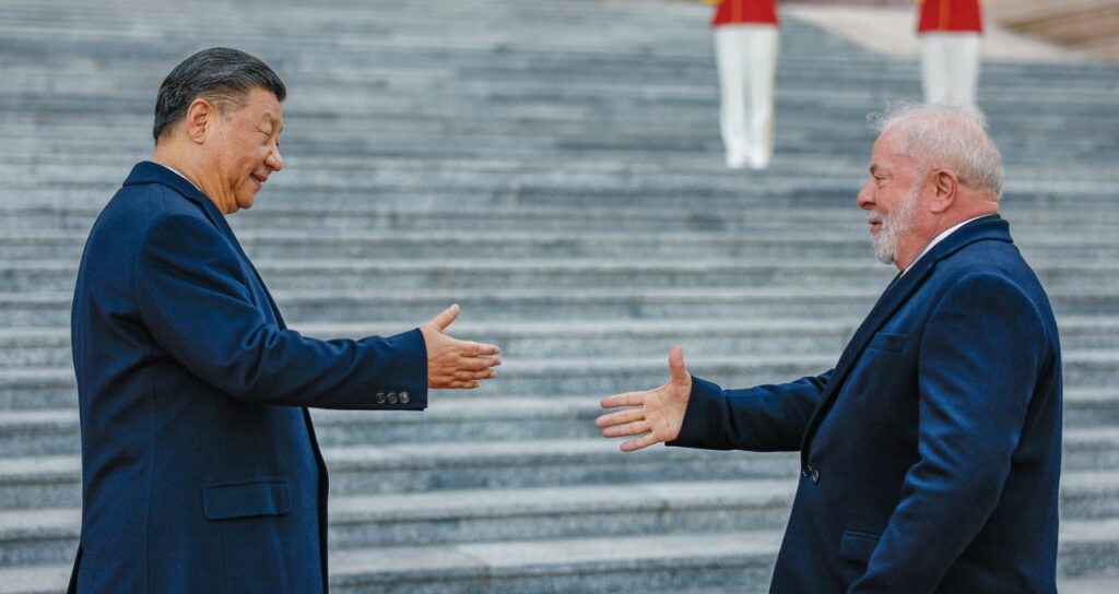 Lula-Xi: Poderão os BRICS enfrentar o Ocidente em crise?