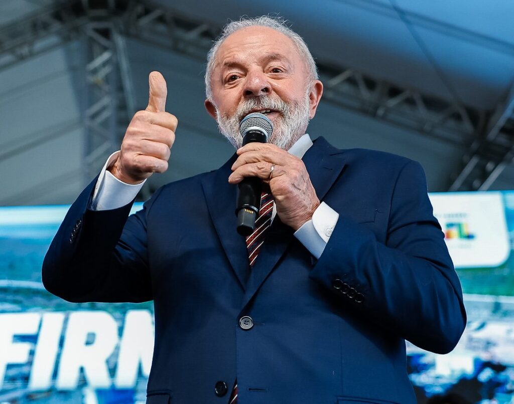 Lula descarta desafiar EUA, mas diz que Brasil não é ‘republiqueta’